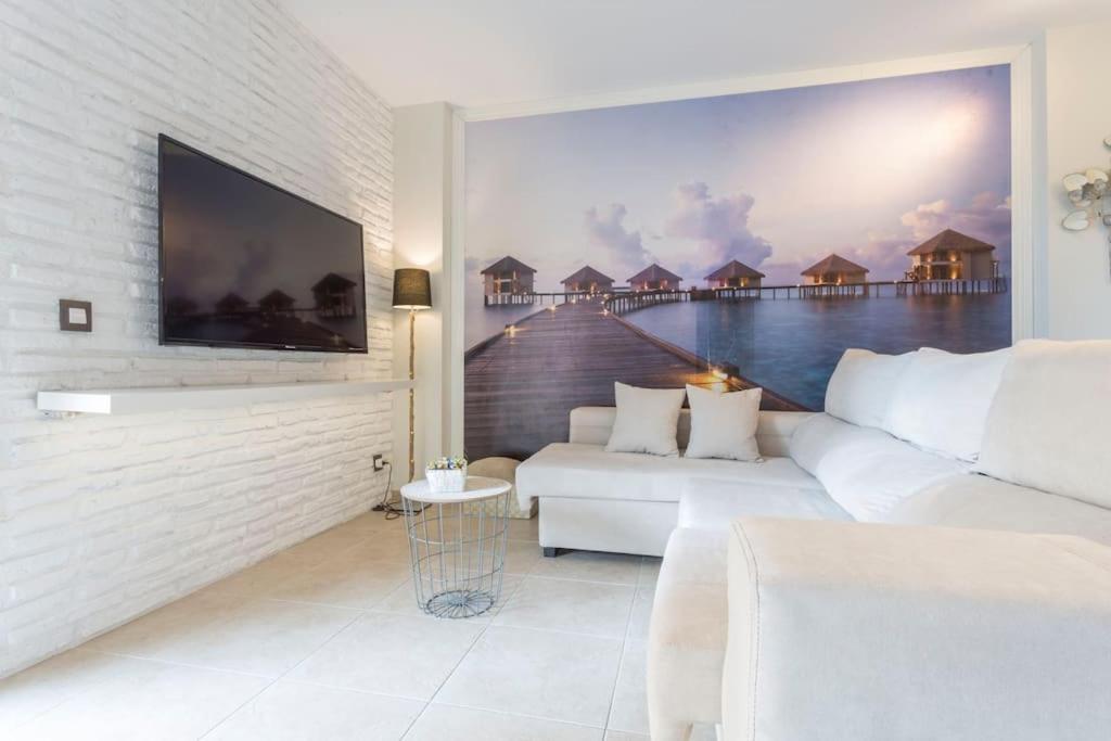 Piso De 2 Habitaciones, 3 Piscinas Y Cerca Del Mar โรเซส ภายนอก รูปภาพ