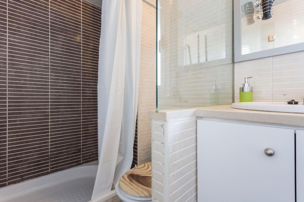 Piso De 2 Habitaciones, 3 Piscinas Y Cerca Del Mar โรเซส ภายนอก รูปภาพ